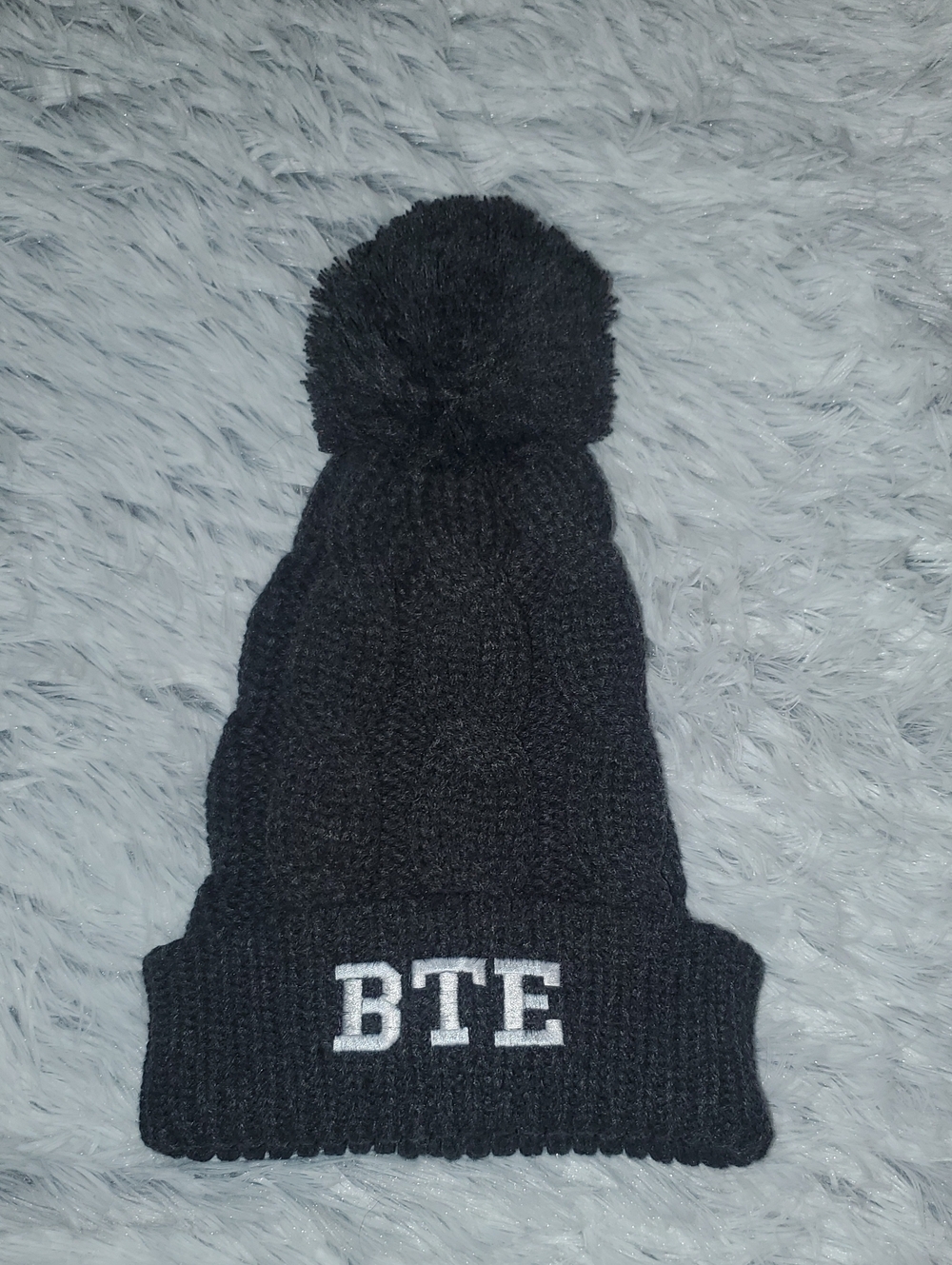 Black Pom Pom Knit Beanie - Picture 1 of 2